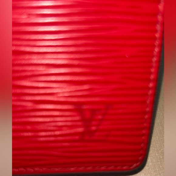 Louis Vuitton Vibrant Red CARD CASE WALLET - Picture 9 of 9